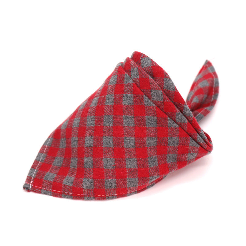 Cotton flannel baby plaid to increase triangle scarf Cotton flannel baby plaid to increase triangle scarf